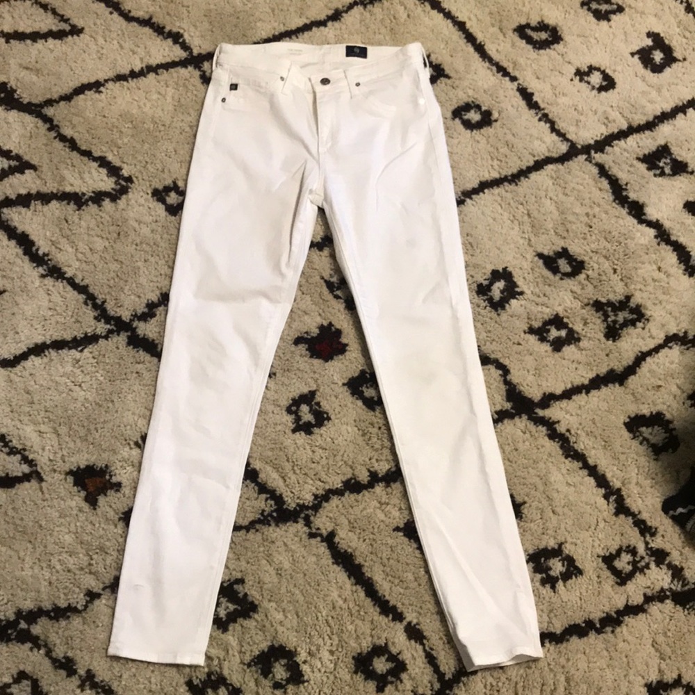 AG white Prima cigarette leg pant size 27